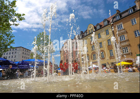 Die rekonstruierten Harras in Sendling ist mit einer grossen Party eröffnet. Stockfoto