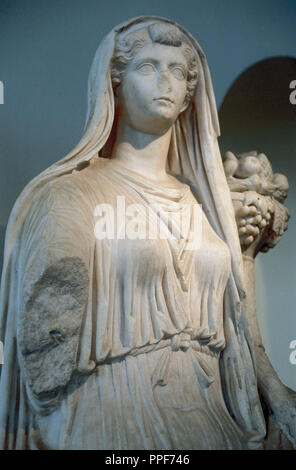 LIVIA Drusilla (-58 bis 29). Römische Dame, Frau des Kaisers Augustus. LIVIA als Göttin Ceres dargestellt. Skulptur von Baena (Cordoba). Nationalen Archäologischen Museum. Madrid. Spanien. Stockfoto