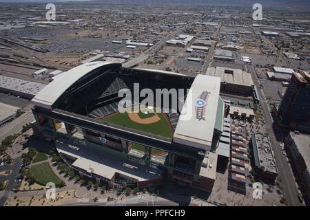 Chase Field Stadion, Heimat von Arizona Diamondbacks Major League Baseball MLB. Franchise, Luftaufnahme von Phoenix, Tempe, Peoria, MESA, Krämer, Glendal Stockfoto
