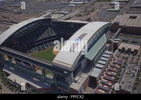 Chase Field Stadion, Heimat von Arizona Diamondbacks Major League Baseball MLB. Franchise, Luftaufnahme von Phoenix, Tempe, Peoria, MESA, Krämer, Glendal Stockfoto