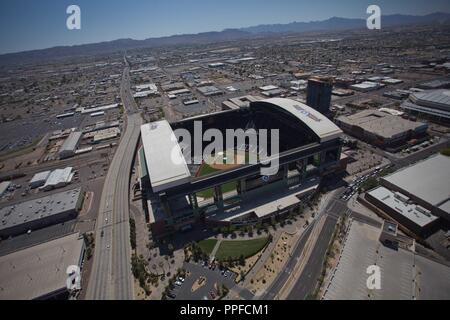 Chase Field Stadion, Heimat von Arizona Diamondbacks Major League Baseball MLB. Franchise, Luftaufnahme von Phoenix, Tempe, Peoria, MESA, Krämer, Glendal Stockfoto
