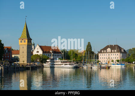 Hafen mit mangturm Turm, Lindau, Bodensee, Bayern, Deutschland Stockfoto