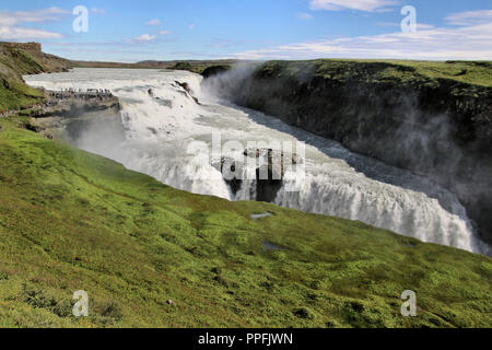 Ein Blick auf den Wasserfall Gullfoss in Island Stockfoto