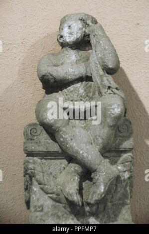 Die Statue. 3. Jahrhundert vor Christus. Griechische Stadt Byllis (Theater). Albanien. Tirana. Nationales Archäologisches Museum. Im Inneren. Stockfoto