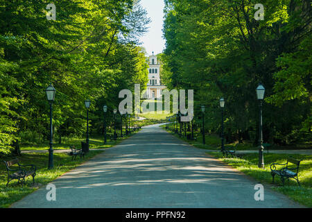 Pavillon im Park Maksimir, Zagreb, Kroatien. Stockfoto