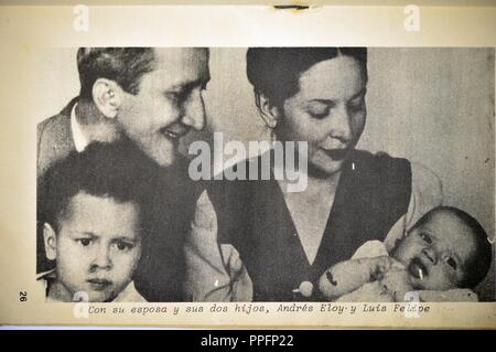 Andres Eloy Blanco Familie, Archivierung Fotos von 'trazos de una vida' Buch Stockfoto