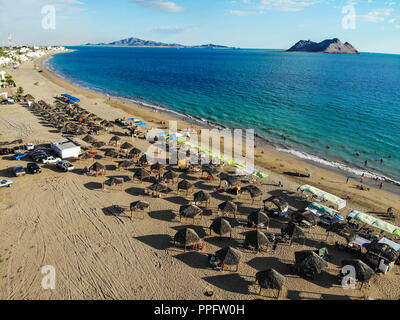 Die Insel Alcatraz. Luftaufnahme von Kino Bay in Sonora, Mexiko. Strand. Reiseziel. Golf von Kalifornien… Vista aerea de Bahía de Kino de Sonora, Mexiko. Playa. Destino Turistico. Golfo de California. (Foto: Luis Gutierrez/NortePhoto.com) Stockfoto
