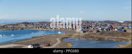 Panoramablick auf Qeqertarsuaq, Grönland Stockfoto