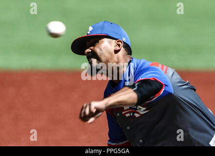 Giovanni Soto. . Acciones, durante el Partido de Beisbol entre Criollos de Caguas Puerto Rico contra las Águilas Cibaeñas de Republica Dominicana, Stockfoto