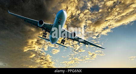 Passenger Jet Airliner fliegen overhead Nahaufnahme mit einem gelben altocumulus Wolkenbildung blauen Himmel. Atmosphärischer Schönheit in der Natur. Queensland Stockfoto