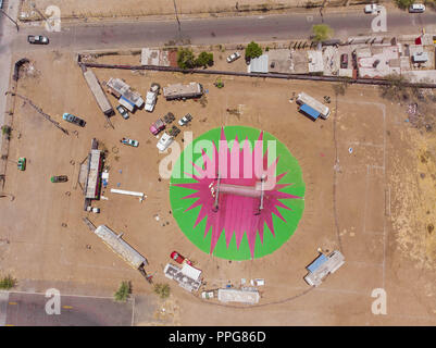 Vista aérea de La Carpa de Circo Atayde, en Los Campos de futbol Lanix de Hermosillo, Sonora, Mexiko. Foto: (NortePhoto/LuisGutierrez) ... Schlüssel Stockfoto
