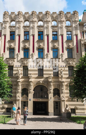 Riga Architektur, Fassade eines Jugendstil Gebäude von Michail Eisenstein in Alberta Iela im Art Nouveau Stadtteil von Riga, Lettland entwickelt. Stockfoto