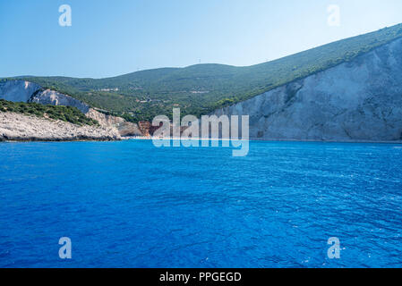 Einer der schönsten Strände Griechenlands - Porto Katsiki in Lefkada. Ionische Inseln im Sommer. Stockfoto