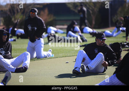 Mexikanische Reisebusse Vinicio Castilla von Colorado Rockies im Frühjahr Trainieren 2013 in Sports Complex Salt River Felder an der Talking Stick in Arizona. Stockfoto