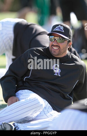 Mexikanische Reisebusse Vinicio Castilla von Colorado Rockies im Frühjahr Trainieren 2013 in Sports Complex Salt River Felder an der Talking Stick in Arizona. Stockfoto