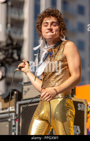 Las Vegas, Nevada, USA. 22 Sep, 2018. JOSH KISZKA von Greta Van Flotte während iHeartRadio Music Festival tagsüber Dorf in Las Vegas, Illinois Credit: Daniel DeSlover/ZUMA Draht/Alamy leben Nachrichten Stockfoto