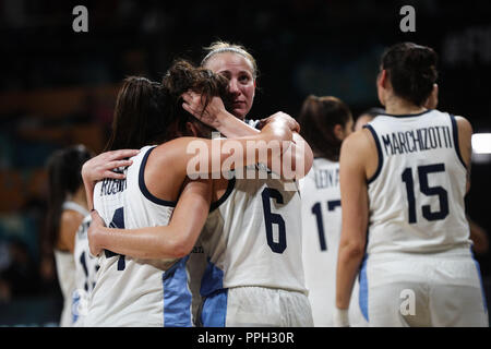 Santa Cruz De Tenerife, Spanien. 25 Sep, 2018. Spieler aus Argentinien reagieren, nachdem die Gruppe B Spiel zwischen Argentinien und Nigeria an der FIBA Frauen 2018 Basketball-WM in Teneriffa, Spanien, Sept. 25, 2018. Nigeria gewann 75-70. Credit: Zheng Huansong/Xinhua/Alamy leben Nachrichten Stockfoto