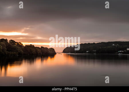 Glandore, Cork, Irland, 26. September 2018. Am frühen Morgen leuchtet auf, Glandore, Hafen, Co Cork, Irland. - Bild David Creedon/Anzenberger Credit: David Creedon/Alamy leben Nachrichten Stockfoto