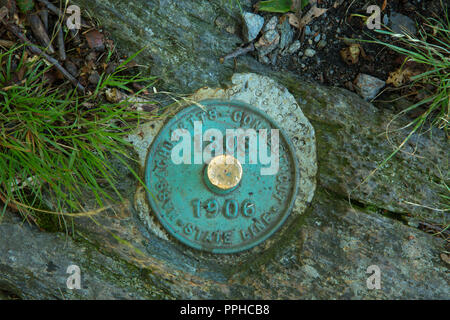 Umfrage denkmal Kennzeichnung Connecticut High Point, Litchfield County, Connecticut Stockfoto