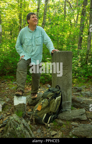 Denkmal an Tri Point, Litchfield County, Connecticut Stockfoto