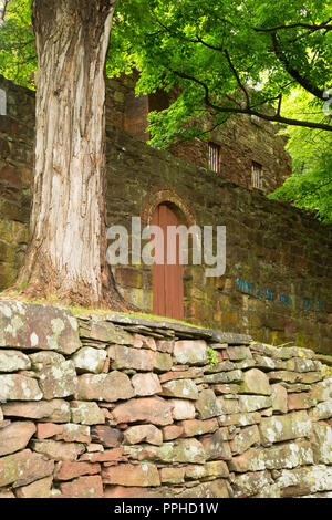 Außenwand, Alte New-Gate Gefängnis & Kupfer Mine archäologische Bewahren, Connecticut Stockfoto