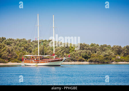 Blick auf Inseln im Ägäischen Meer in der Nähe von Marmaris. Türkei Stockfoto