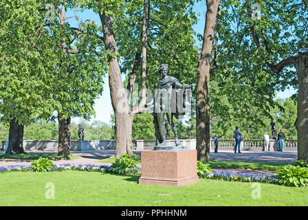 TSARSKOYE Selo, St.-Petersburg, Russland - Juni 7, 2015: Die Apollo Belvedere Skulptur in der Catherine Park. Stockfoto