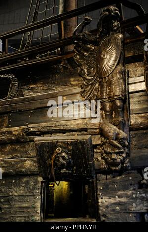Kriegsschiff Vasa. Auf Befehl des Königs von Schweden Gustav Adolf 1626-1628 gebaut. Geschützstellung. Gunport. Vasa-Museum. Stockholm. Schweden. Stockfoto