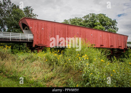 Die Ikonischen Hogback Covered Bridge, Winterset, Madison County, Iowa, USA Stockfoto