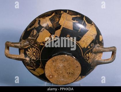 Das antike Griechenland. Kylix aus Ampurias. Rot - Abbildung Keramik. Das archäologische Museum von Katalonien. Barcelona, Spanien. Stockfoto