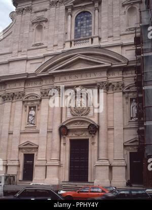 Exterieur - FACHADA REALIZADA ENTRE 1571 Y 1575 - MANIERISMO ITALIANO. Autor: VIGNOLA JACOPO/Giacomo Della Porta. Lage: Iglesia del Gesu. Rom. ITALIA. Stockfoto