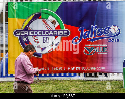 Aspekte der Panamerikanischen Stadion oder Stadion von Los Charros de Jalisco, vor Beginn der morgigen Baseball party Serie del Caribe 2018 zu werden. Stockfoto