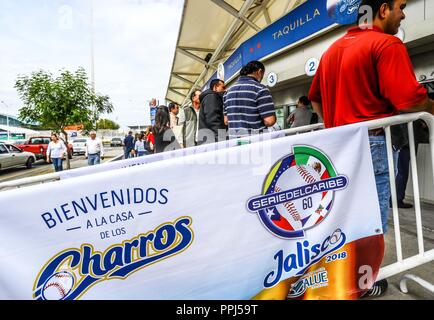 Aspekte der Panamerikanischen Stadion oder Stadion von Los Charros de Jalisco, vor Beginn der morgigen Baseball party Serie del Caribe 2018 zu werden. Stockfoto