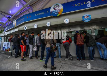 Aspekte der Panamerikanischen Stadion oder Stadion von Los Charros de Jalisco, vor Beginn der morgigen Baseball party Serie del Caribe 2018 zu werden. Stockfoto
