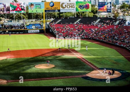 Vista panorámica del Estadio Panamericano o Estadio de Los Charros de Jalisco. Stadion. . Partido de Beisbol de la Serie del Caribe con el encuentro Stockfoto