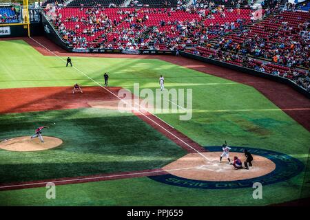 Vista panorámica del Estadio Panamericano o Estadio de Los Charros de Jalisco. Stadion. . Partido de Beisbol de la Serie del Caribe con el encuentro Stockfoto