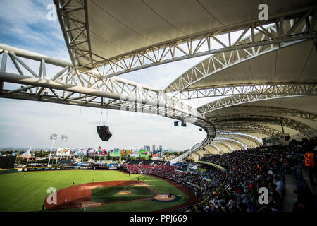 Vista panorámica del Estadio Panamericano o Estadio de Los Charros de Jalisco. Stadion. . Partido de Beisbol de la Serie del Caribe con el encuentro Stockfoto