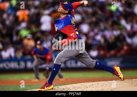 Seth Lugo Krug Inicial de Puerto Rico hace lanzamientos en el Primer Inning, durante el Partido entre Puerto Rico contra Venezuela, World Baseball Stockfoto