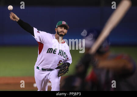 Miguel Gonzalez ¨ El Mariachi ¨ Krug inicial por Mexiko hace lanzamientos en el Primer Inning, durante el Partido entre Mexiko vs Puerto Rico, Welt Stockfoto