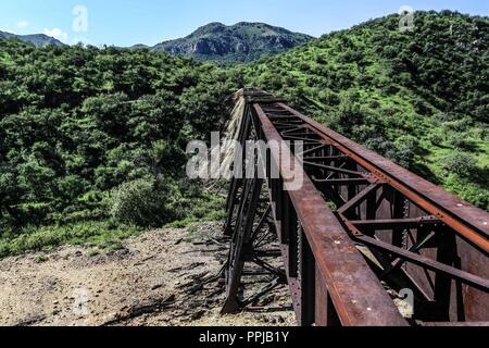 Pilares Dorf Nacozari, Sonora, Mexiko. verlassene Minenstadt, Ghost Town, Dorf allein. (Foto: LuisGutierrez) pueblo Pilares de Nacozari SON Stockfoto