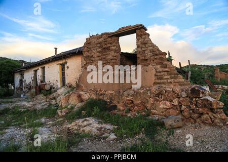 Pilares Dorf Nacozari, Sonora, Mexiko. verlassene Minenstadt, Ghost Town, Dorf allein. (Foto: LuisGutierrez) pueblo Pilares de Nacozari SON Stockfoto