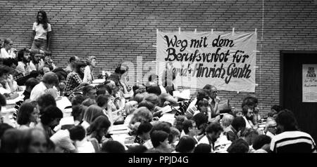 Die Internationale Konferenz der Opfer der Radikalen Dekret, das für professionelle Verbote bei Lehrern, die Eisenbahner genannt, und weitere Mitarbeiter der öffentlichen Dienste am 6 Juni 1980 in Hamburg. | Verwendung weltweit Stockfoto