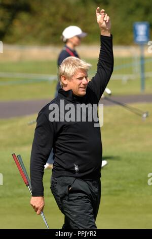 Allstar Golf, Celtic Manor, Newport, 2005. Torwart Peter Schmeichel. Stockfoto