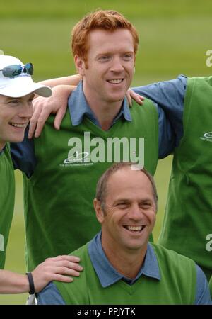 Sky One Allstar Golf, Celtic Manor, Newport, 2005. Schauspieler Damian Lewis und olympischen Goldmedaille gewinnen rower Sir Steve Redgrave. Stockfoto