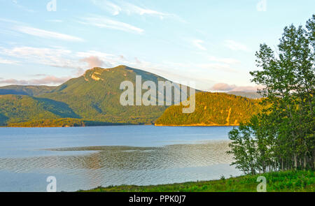 Am späten Abend auf Bonne Bay in Gros Morne National Park Stockfoto