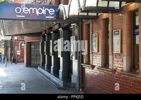 Shepherd's Bush Empire in London vor dem Eingang Stockfoto