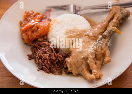 Traditionelle indonesische Kulinarische gudeg Stockfoto