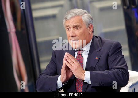 Antonio Tajani Roma 26/09/2018. Trasmissione tv Porta a Porta Rom zum 26. September 2018. Der Präsident des Europäischen Parlaments zu Gast bei der TV-Show Porta a Porta Foto Samantha Zucchi Insidefoto Stockfoto