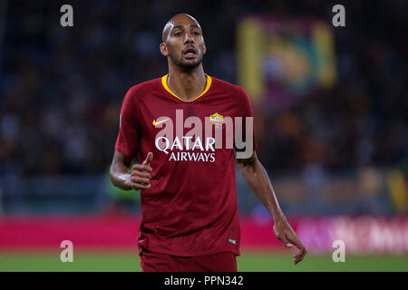 Stadio Olimpico, Rom, Italien. 26 Sep, 2018. Serie A Fussball, Roma gegen Frosinone; Steven Nzonzi der Roma Credit: Aktion plus Sport/Alamy leben Nachrichten Stockfoto