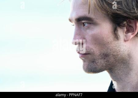 San Sebastian, Spanien. 27 Sep, 2018. Robert Pattinson an der High Life photocall während der 66Th San Sebastian Film Festival Kursaal Terrasse in San Sebastian, Spanien am 27. September 2018 Quelle: Jimmy Olsen/Medien Punch *** Keine Spanien***/Alamy leben Nachrichten Stockfoto